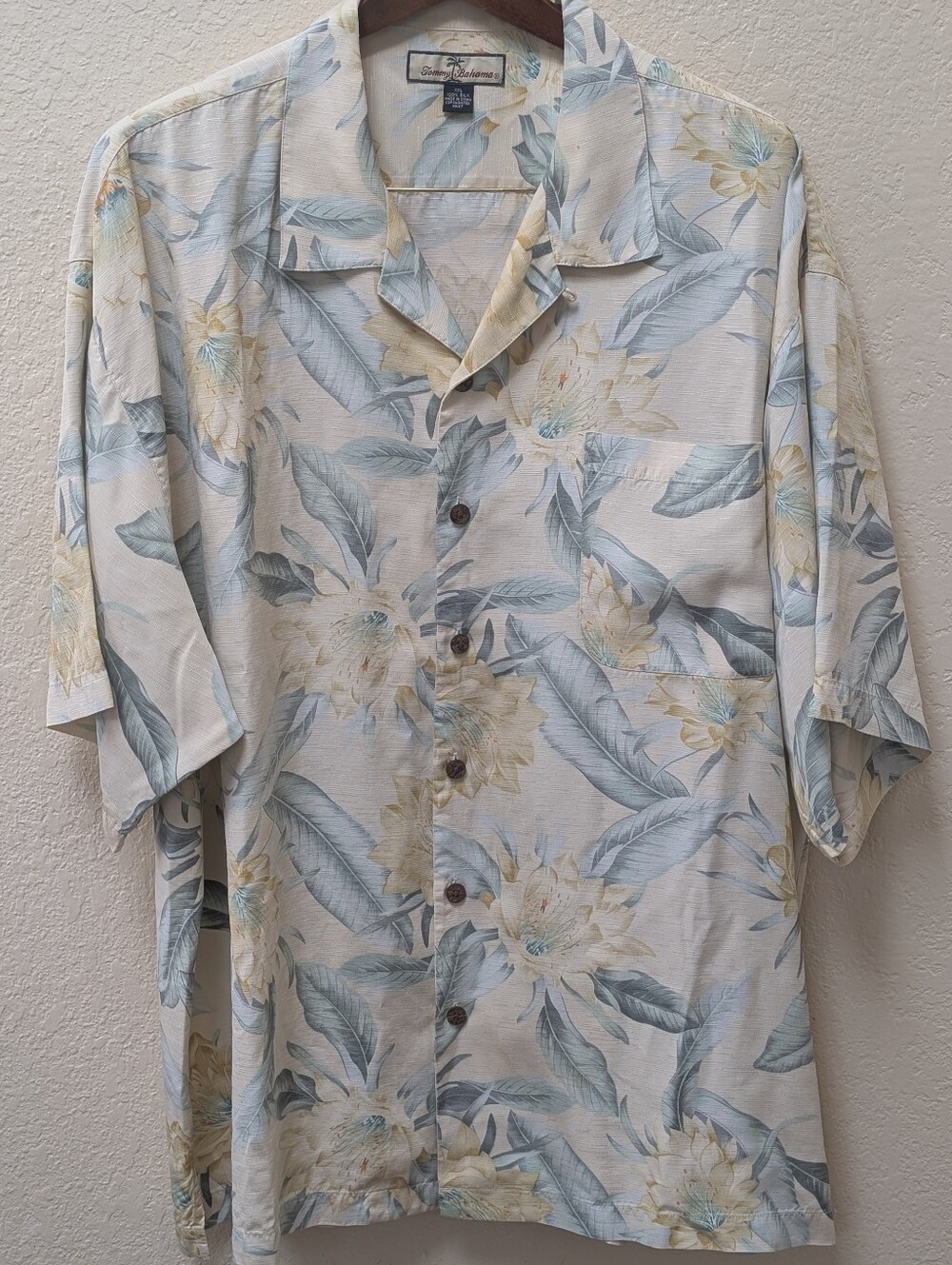 Tommy Bahama 100% Silk Hawaiian Tropical Button Up Shirt. Yellow+Green Size XXL